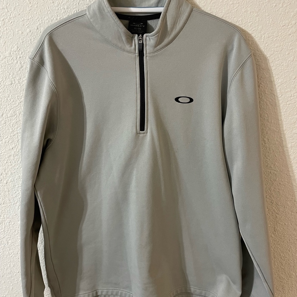 Oakley XL 1/4 zip